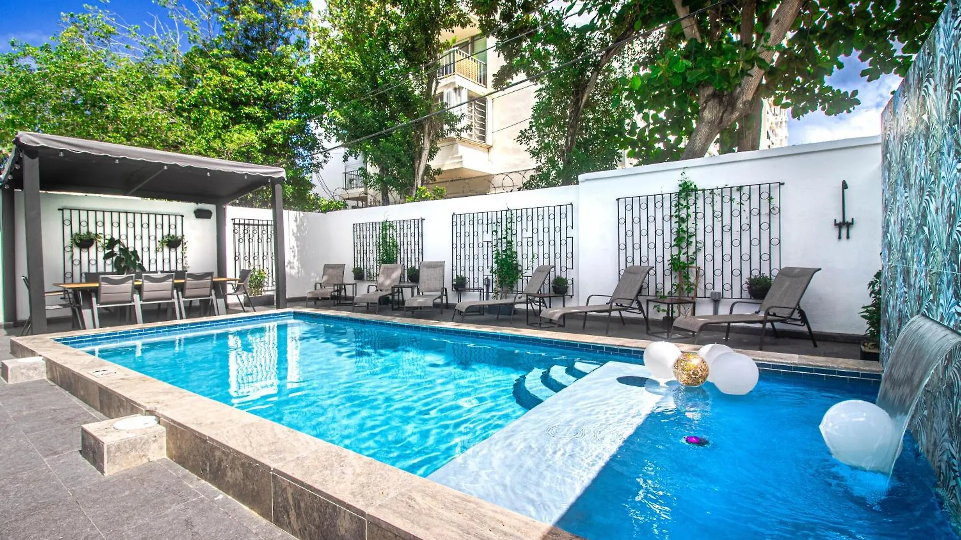 Villa Azure Ocean Park'S Seaside Luxe Retreat San Juan 0*,  Porto Rico