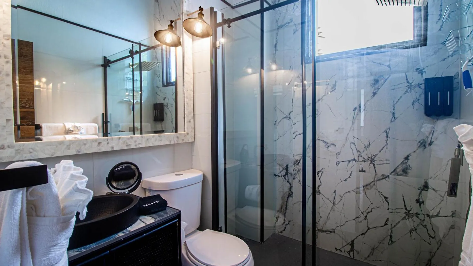 Villa Azure Ocean Park'S Seaside Luxe Retreat San Juan Porto Rico